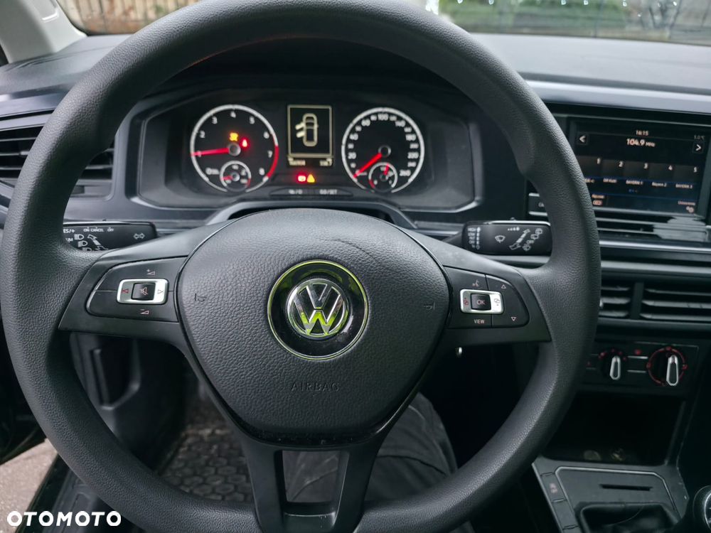 Volkswagen Polo - 8
