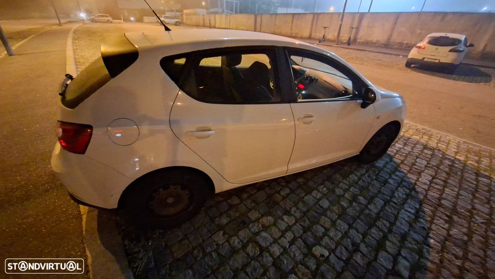 SEAT Ibiza 1.4 TDI Ecomotive DPF - 10