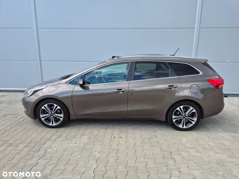 Kia Ceed 1.6 CRDi 128 Platinum Edition - 10