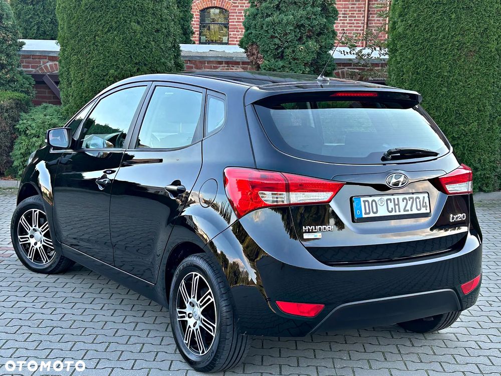 Hyundai ix20 - 11