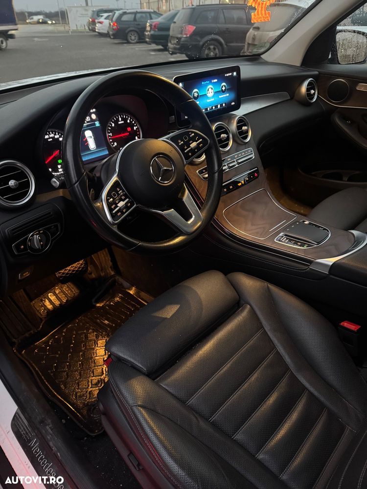 Mercedes-Benz GLC 220 d 4MATIC 9G-TRONIC - 5