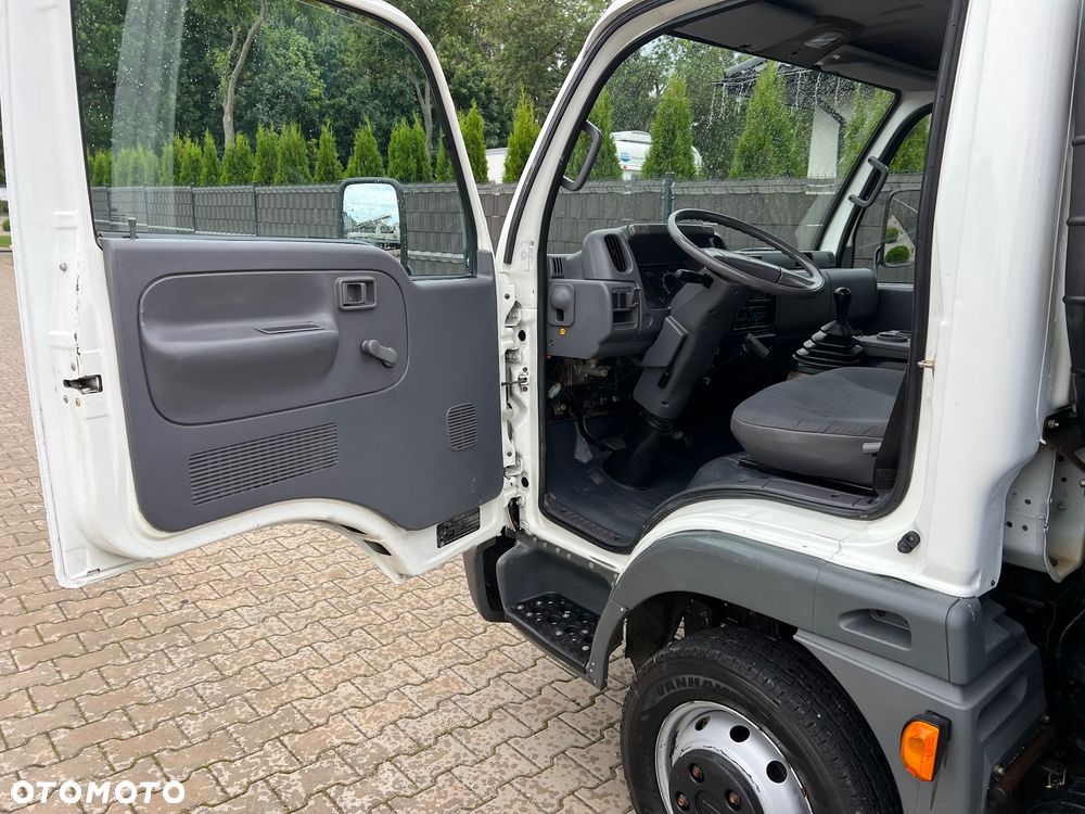 Nissan Cabstar - 25