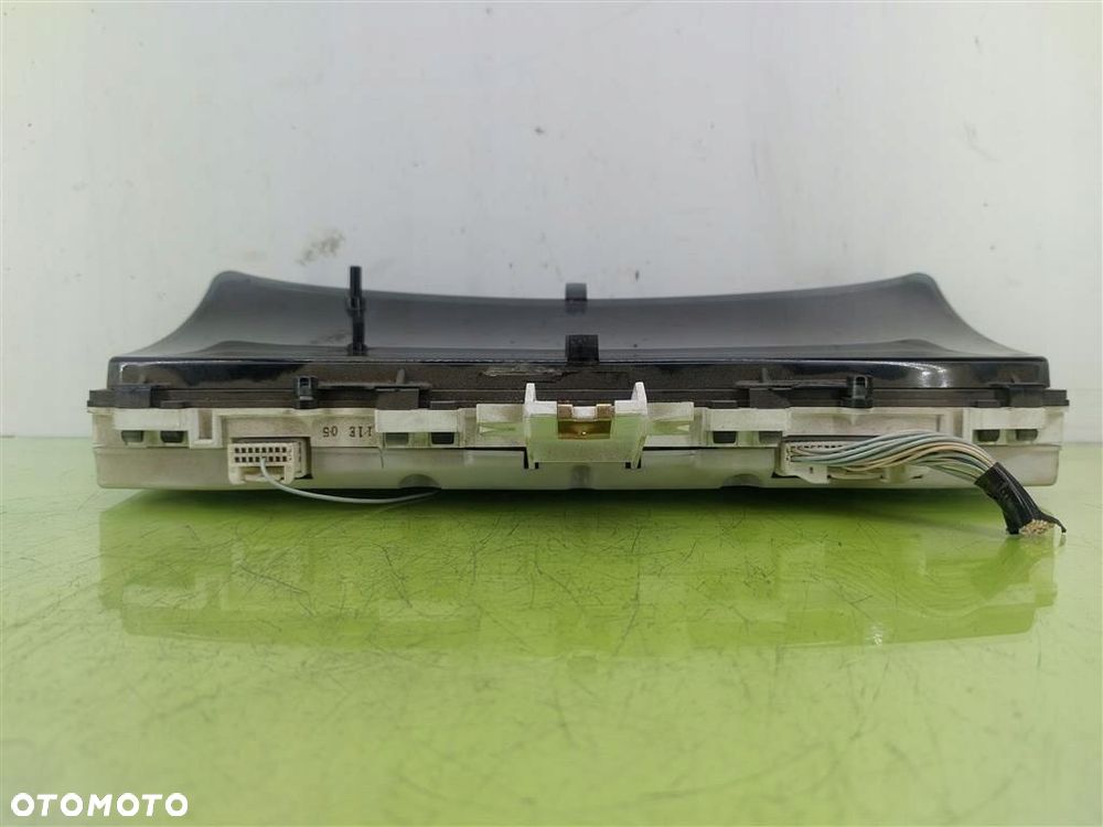 Licznik Toyota Corolla Verso I 2001-2004 1,6 VVTI 8380013110 2674108750 - 3