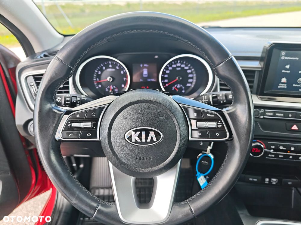 Kia Ceed 1.4 T-GDI M Max - 26