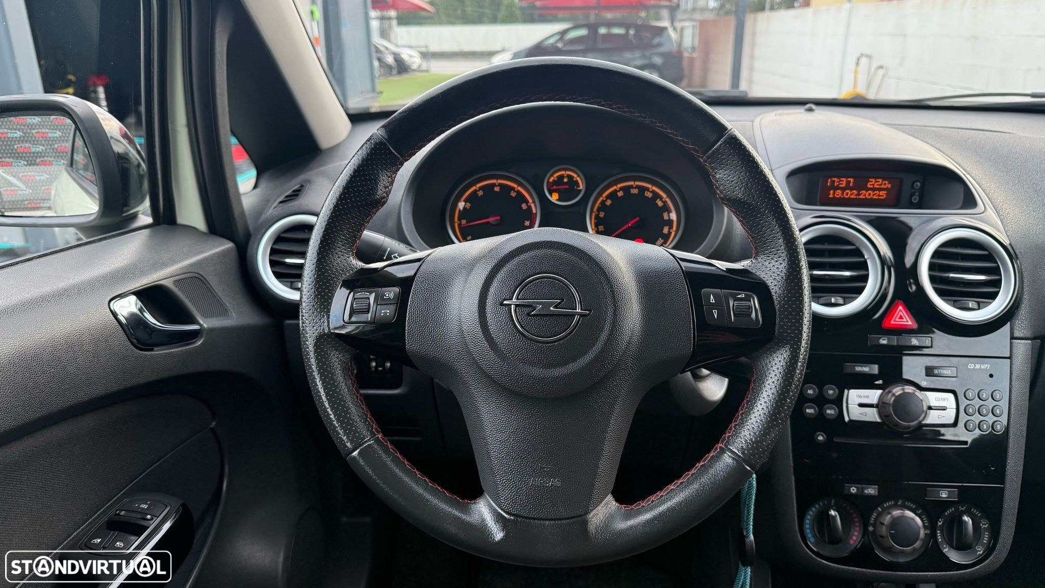 Opel Corsa 1.2 Black Edition - 19
