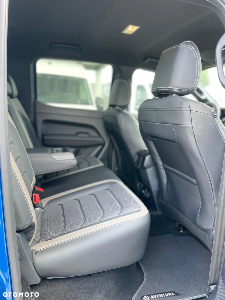 Volkswagen Amarok 3.0 V6 TDI 4Mot Aventura - 36