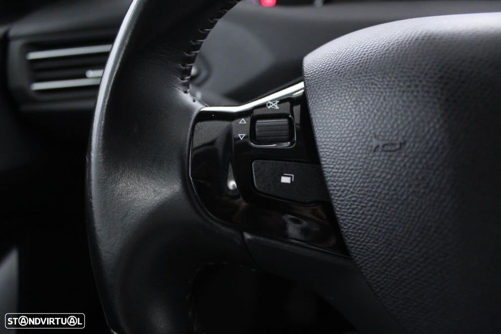Peugeot 308 SW 1.5 BlueHDi Style - 22