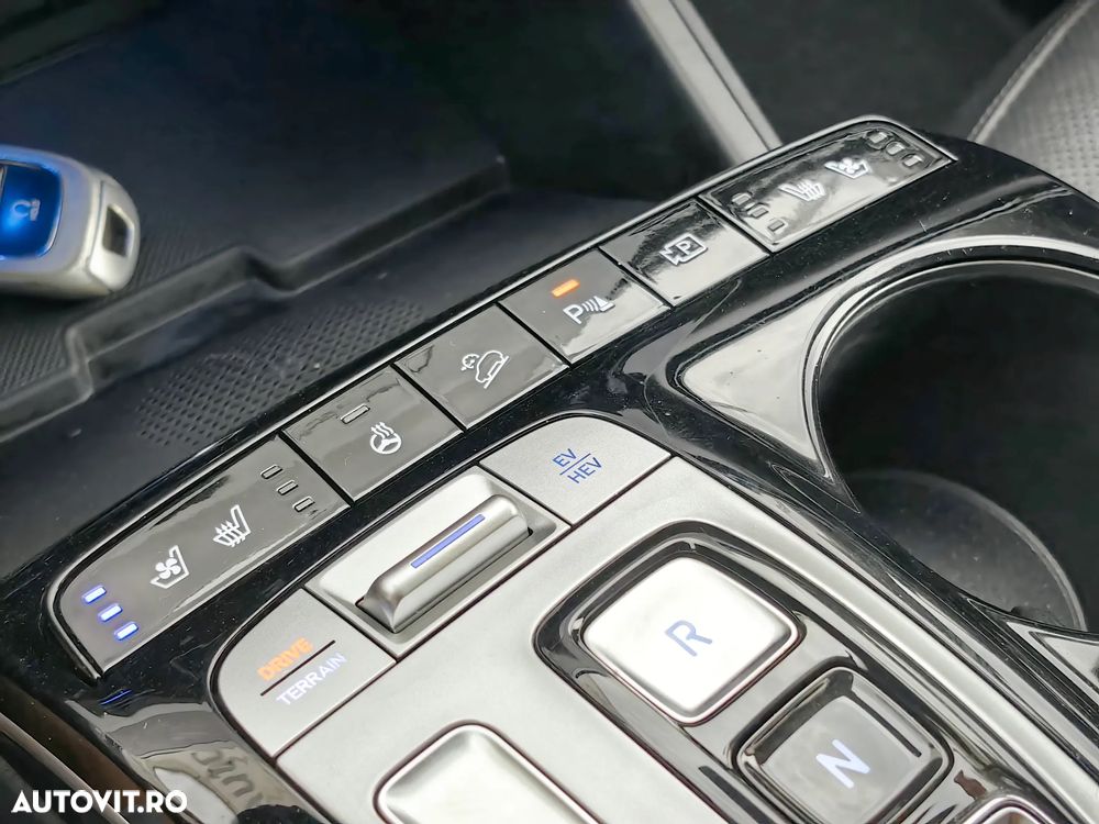 Hyundai Tucson 1.6 l 230 CP 4WD 6AT Style - 9