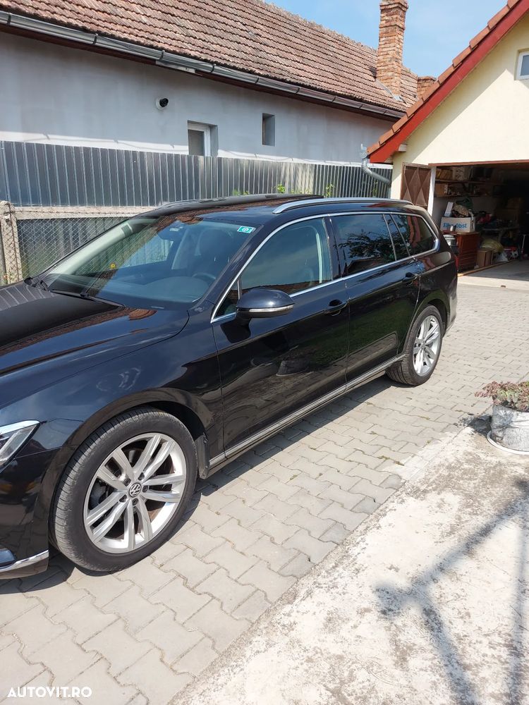Volkswagen Passat Variant 2.0 TDI SCR DSG (BlueM. Tech) Comfortline - 2