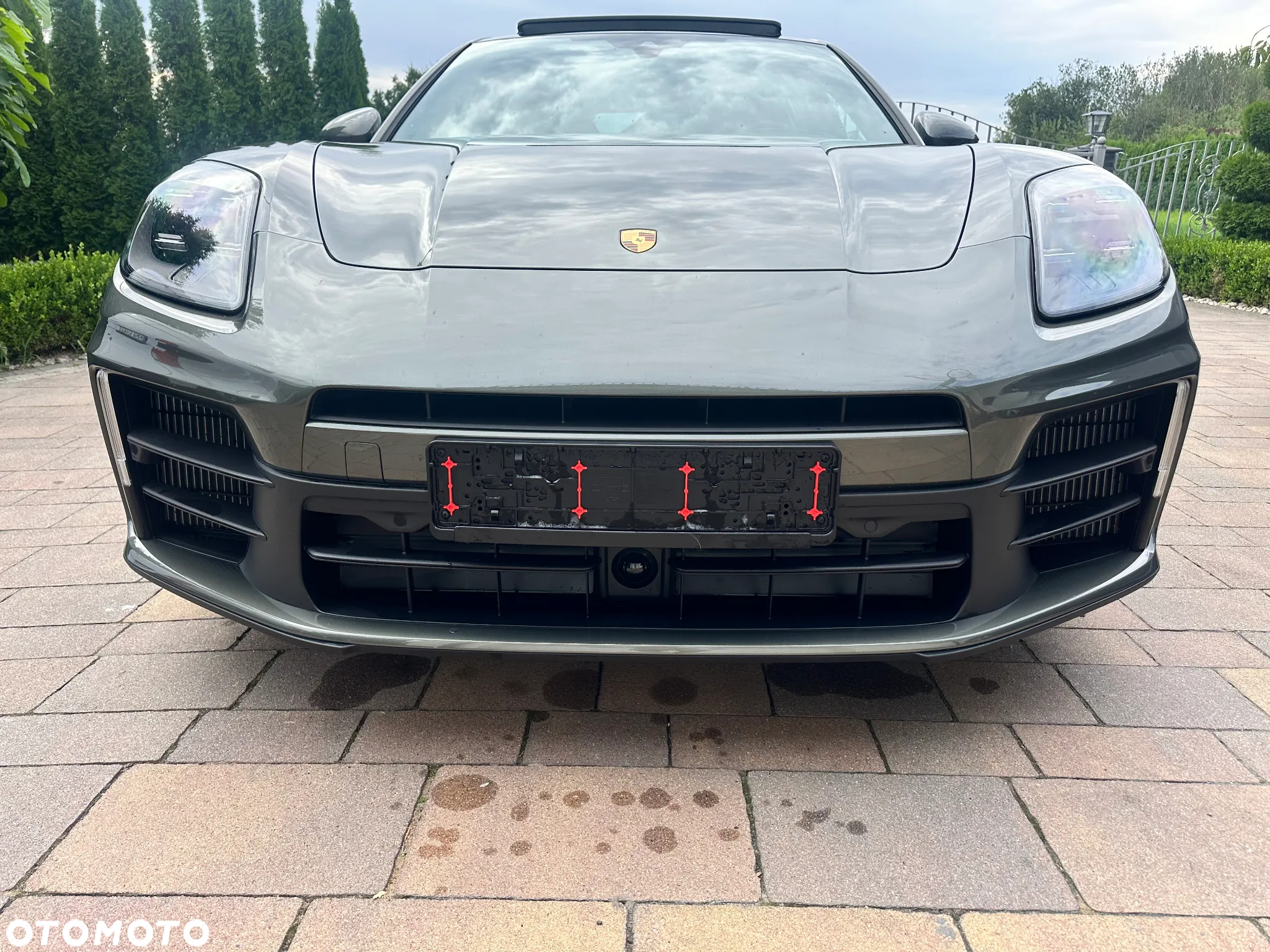 Porsche Panamera 4 E-Hybrid PHEV - 12