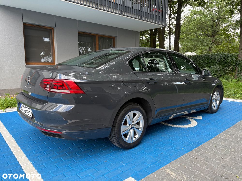 Volkswagen Passat - 7