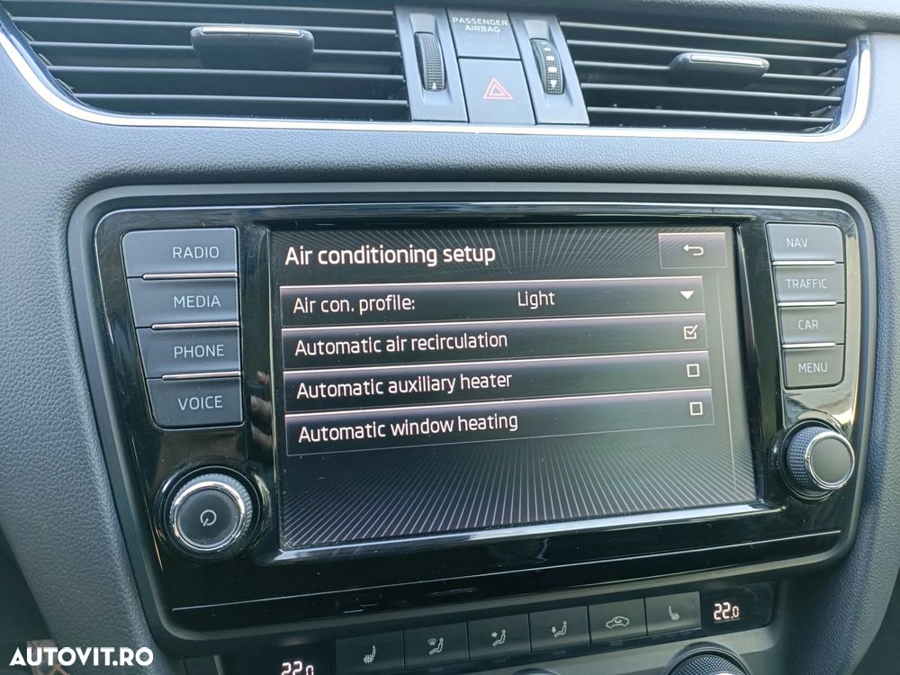 Skoda Octavia 2.0 TDI ELEGANCE - 24