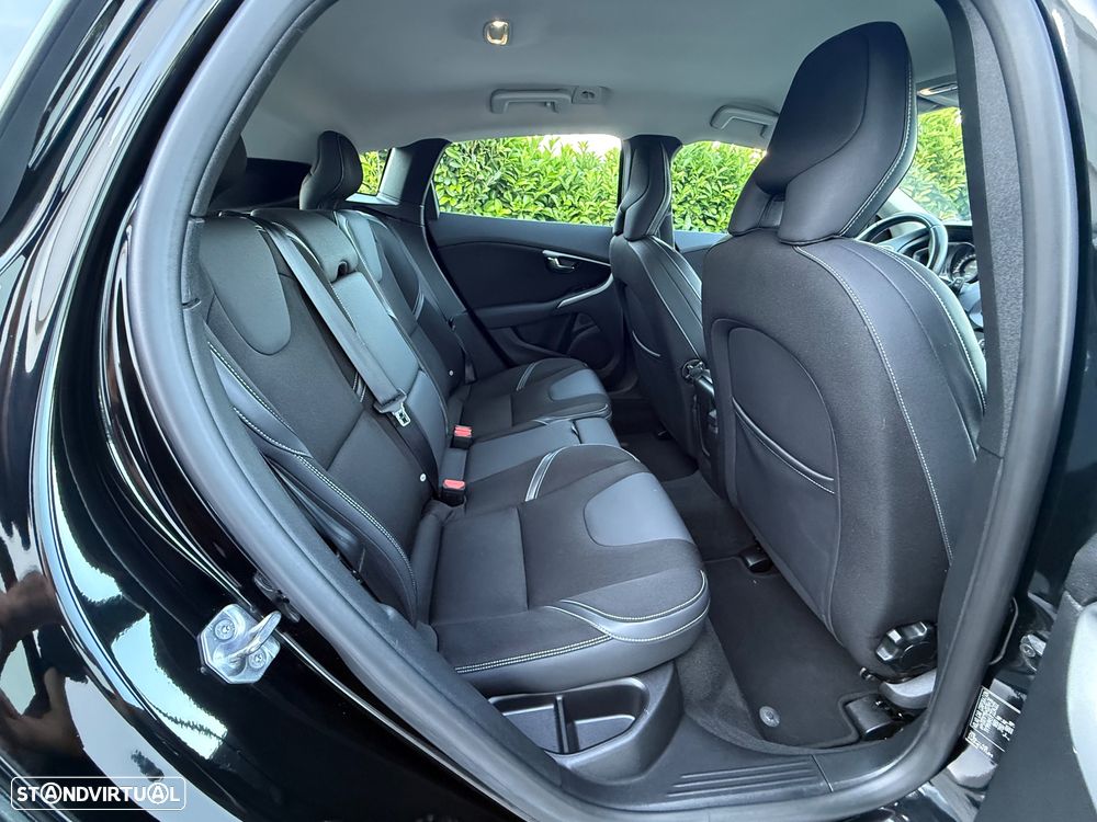 Volvo V40 1.6 D2 Kinetic Eco - 29