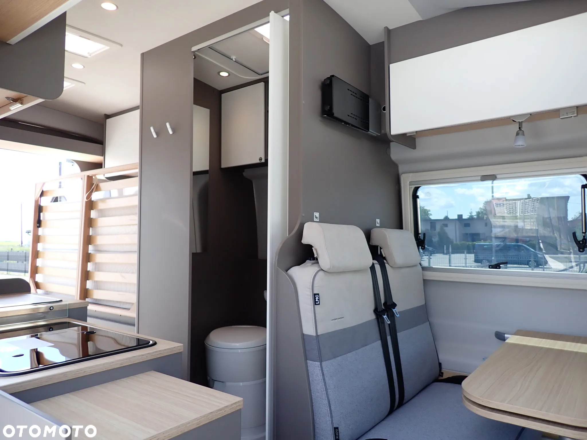 LMC INNOVAN 590 ACTIVE Model 2025 - 25