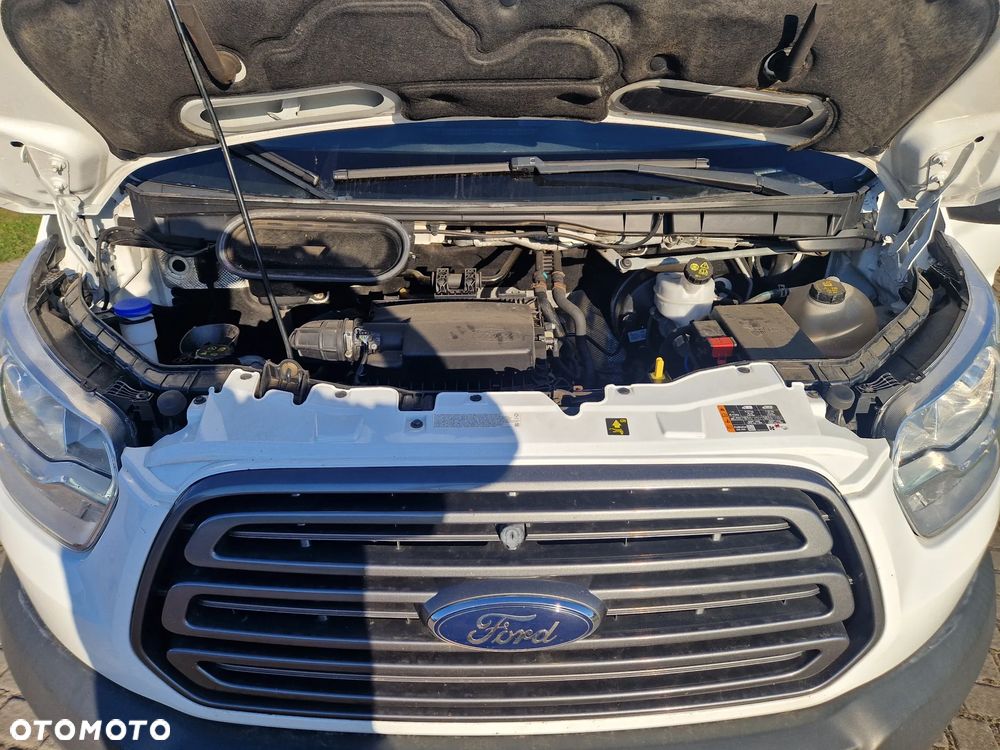 Ford Transit - 10