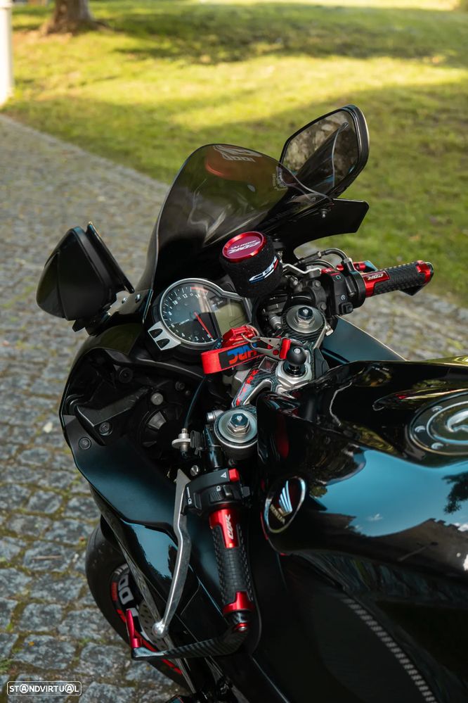 Honda CBR fireblade - 2