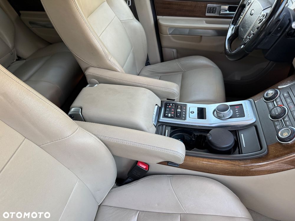 Land Rover Range Rover Sport TDV6 HSE Dynamic - 32