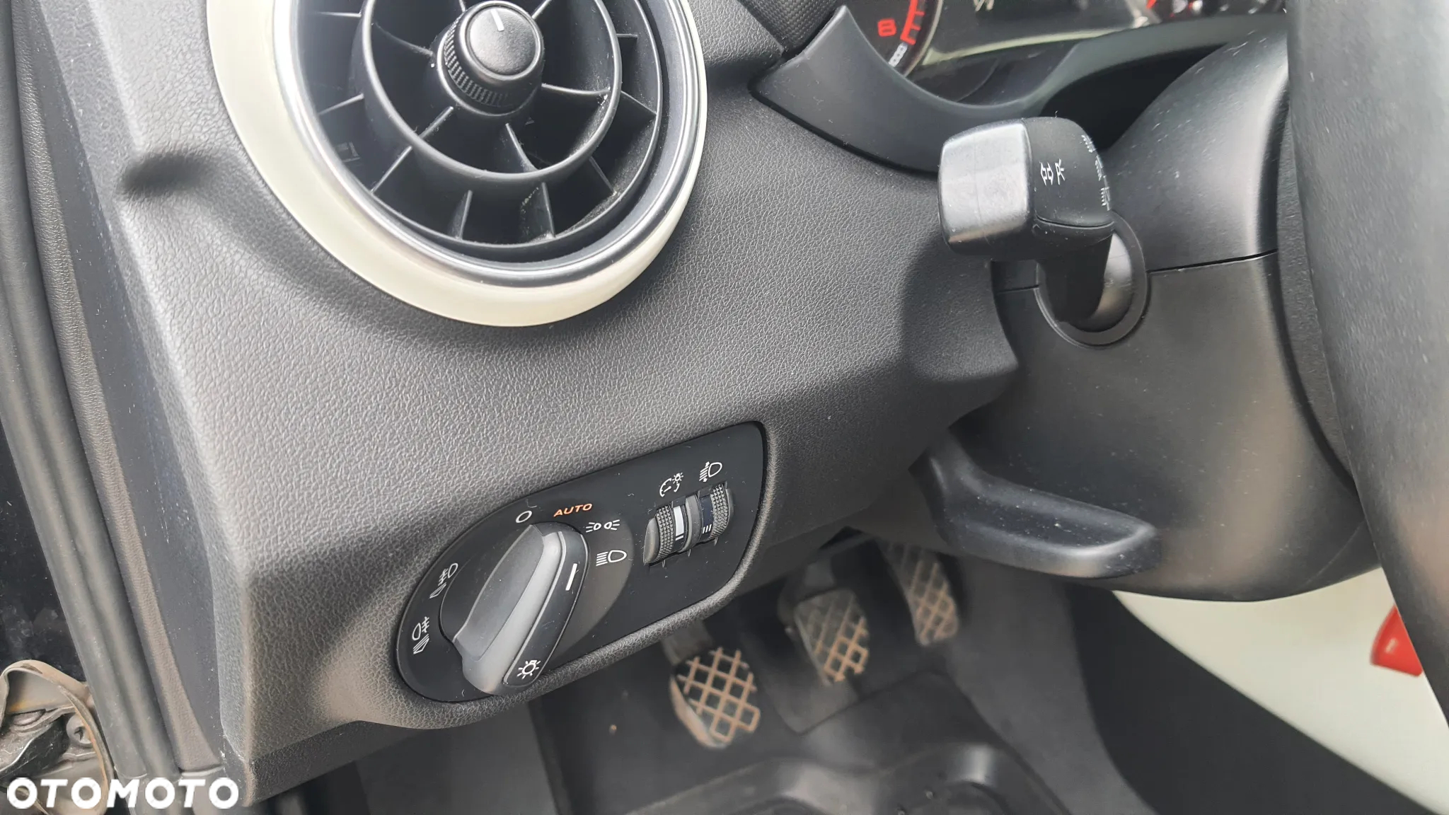 Audi A1 1.2 TFSI Ambition - 23