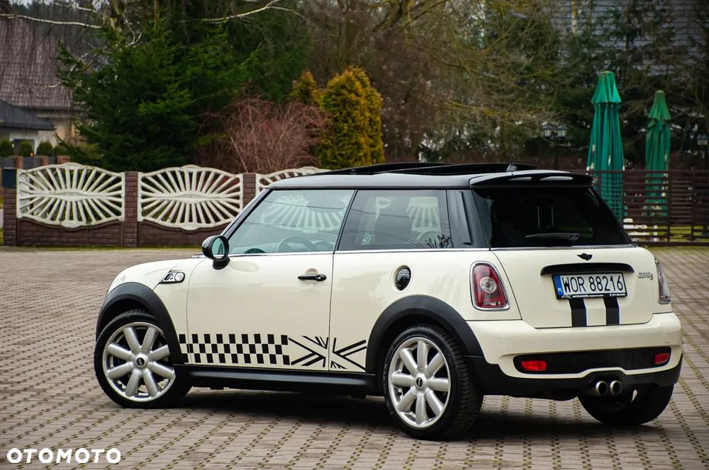 MINI Cooper S 50 Camden - 10