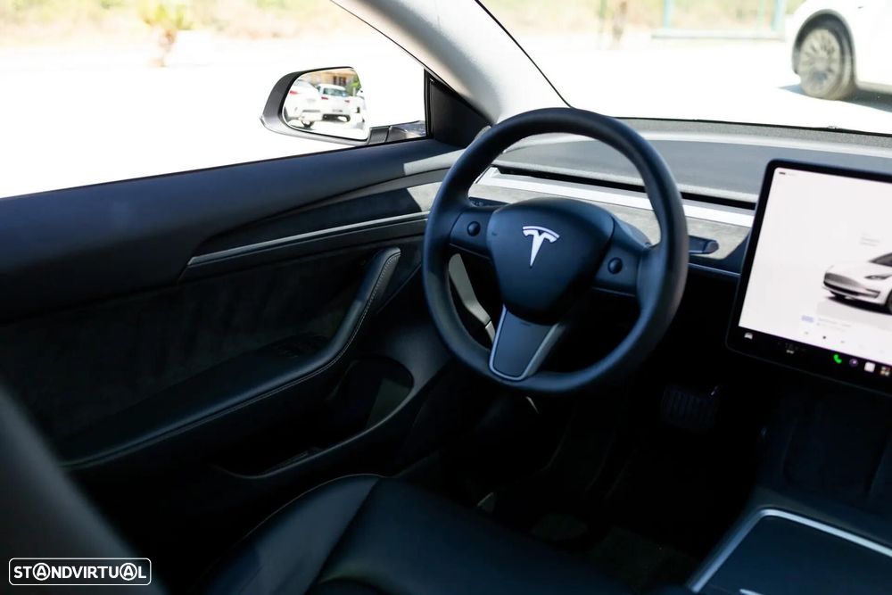 Tesla Model 3 Standard Range Plus RWD - 13