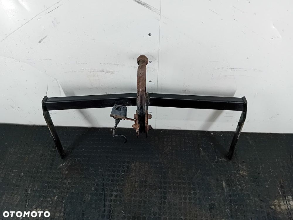 HAK HOLOWNICZY SKODA OCTAVIA II KOMBI - 6