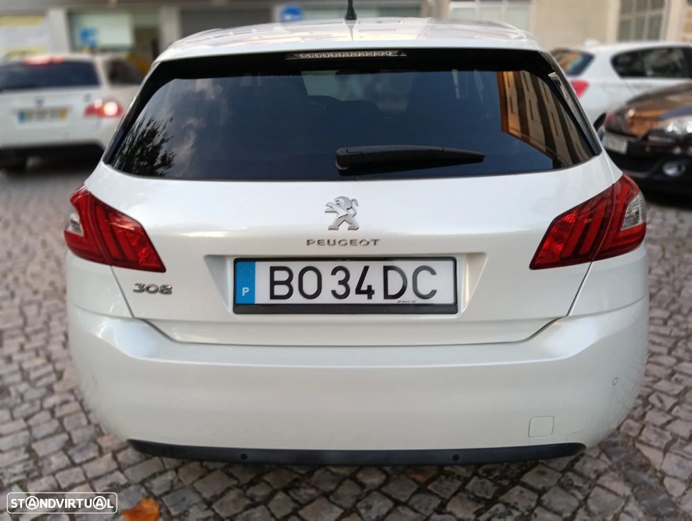 Peugeot 308 1.2 PureTech Style J17 - 3