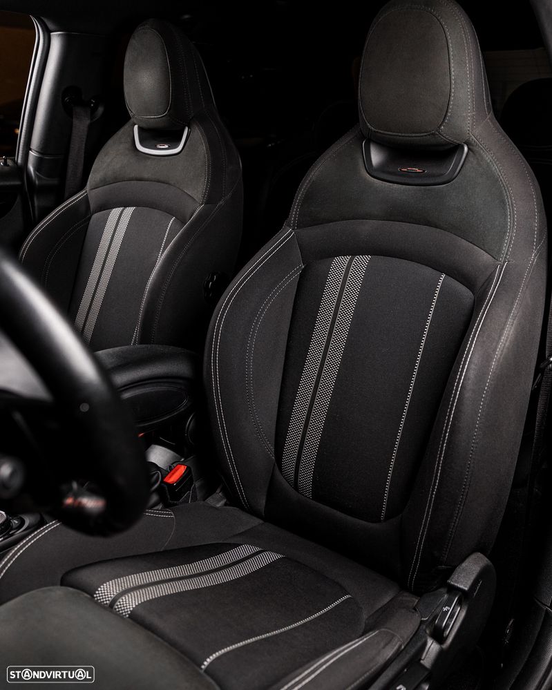 MINI 3 Portas John Cooper Works Auto Desportiva - 15