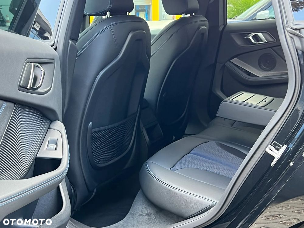 BMW Seria 2 218i M Sport - 15