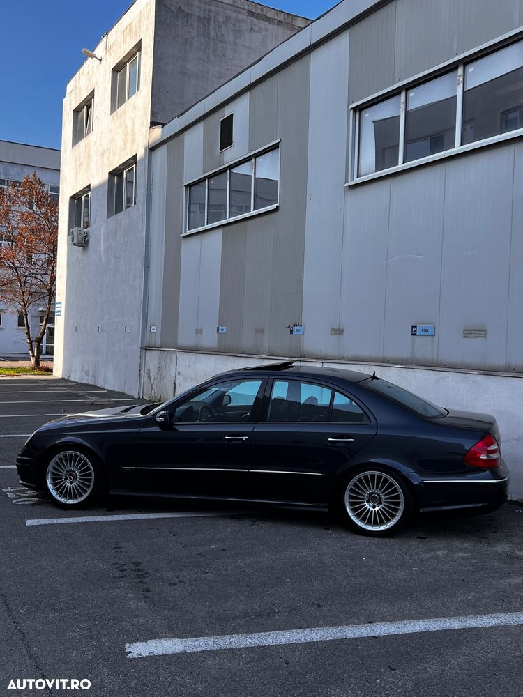 Mercedes-Benz E - 15