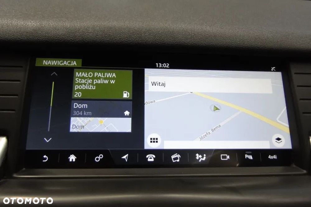 Land Rover Discovery Sport - 28