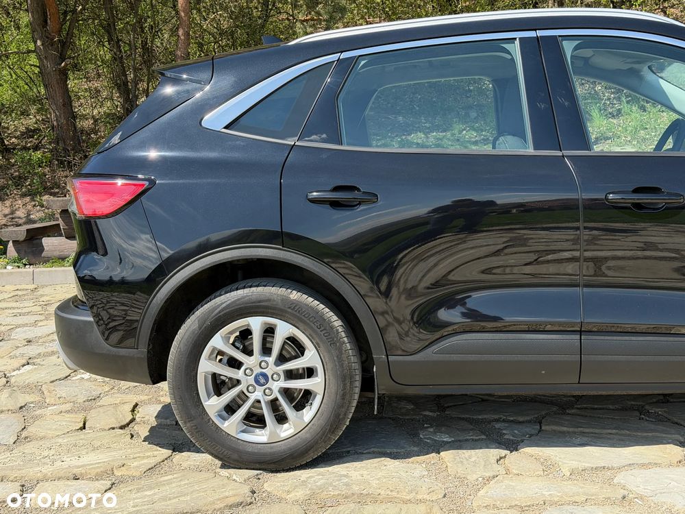 Ford Kuga 2.5 Duratec FHEV TITANIUM - 16