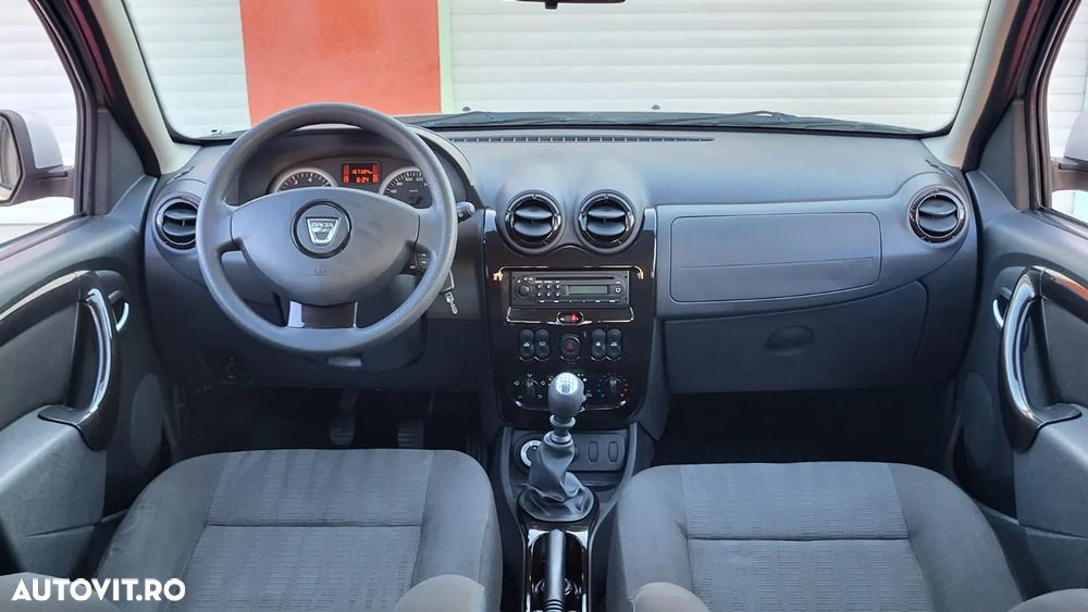 Dacia Duster 1.6 4x4 Ambiance - 8
