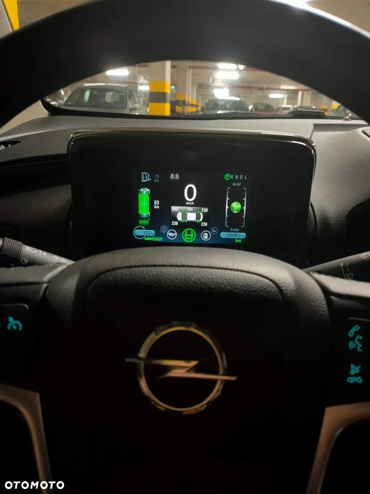 Opel Ampera - 8