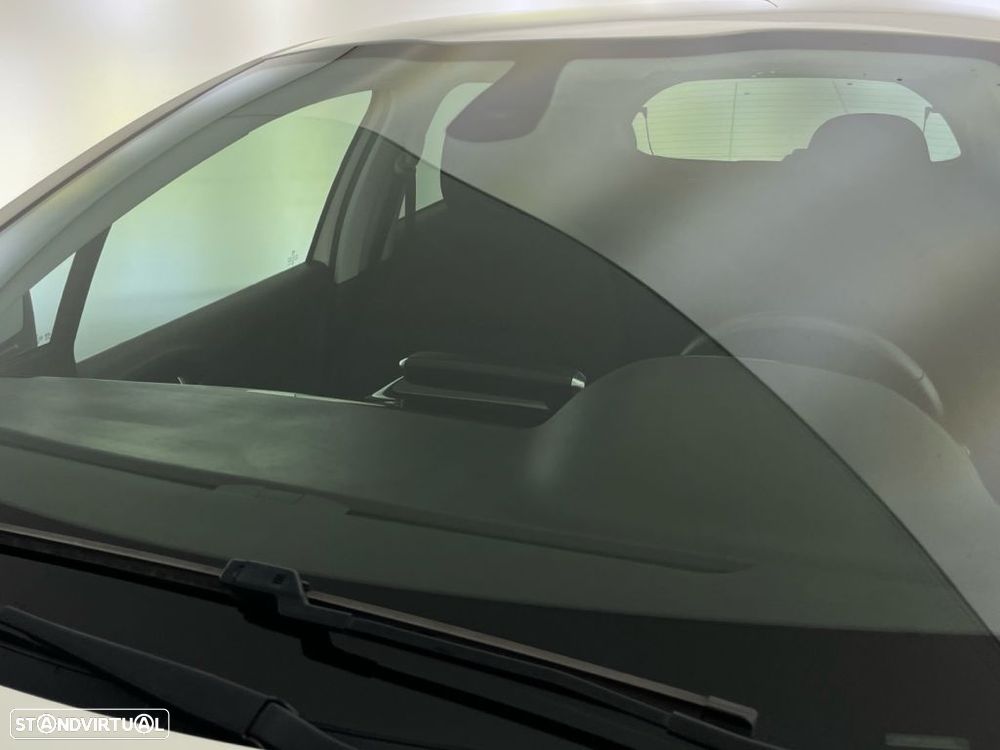Peugeot 208 1.2 PureTech Allure - 19