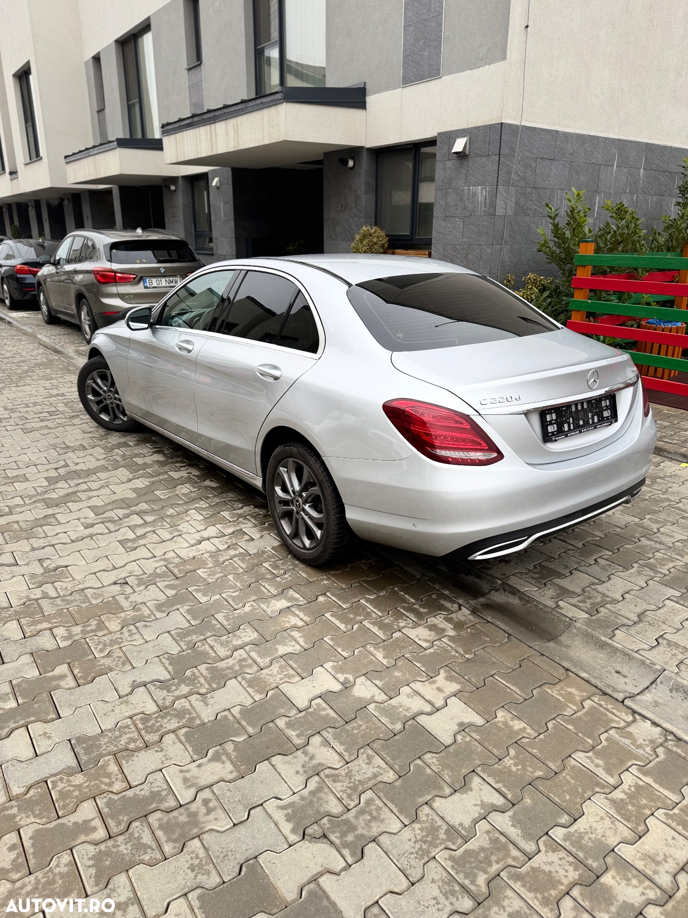 Mercedes-Benz C 220 d 4Matic 9G-TRONIC Avantgarde - 12