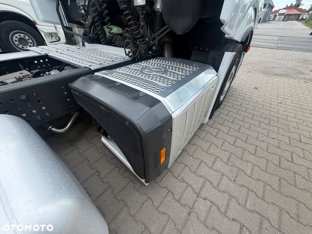 Mercedes-Benz Actros L 1851 Big LowDeck Bogata wersja - 11