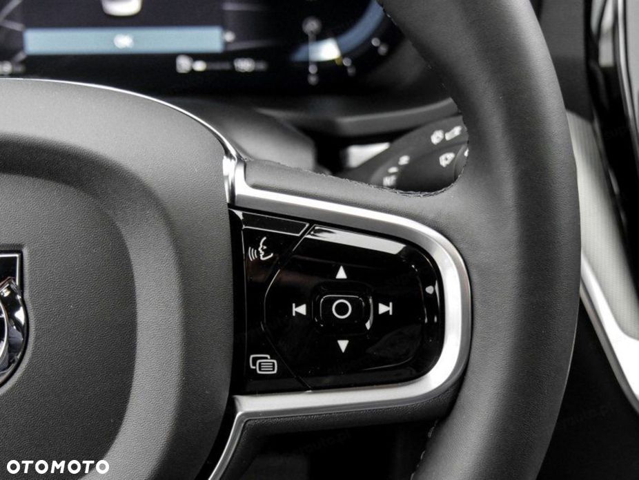 Volvo V60 B4 B Ultra Dark - 9