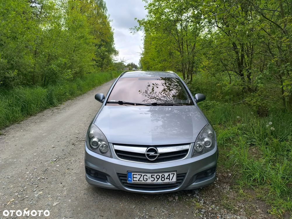 Opel Signum 1.9 CDTI Cosmo - 1