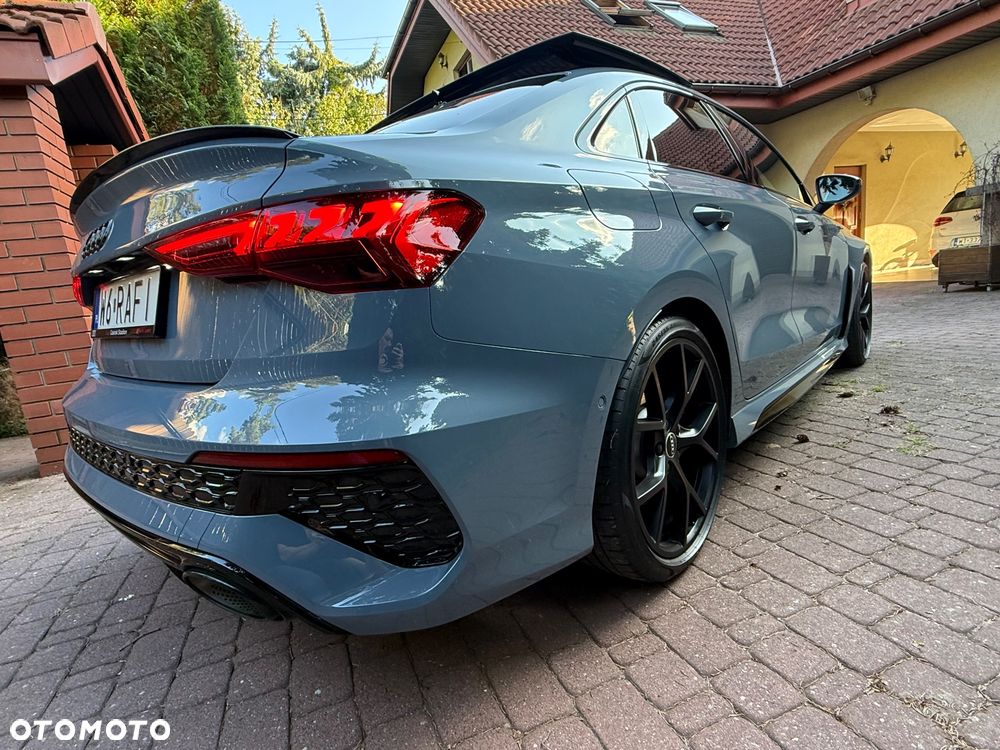 Audi RS3 Limousine - 6