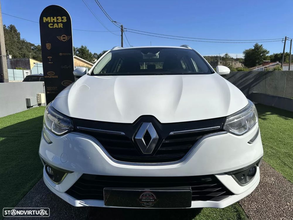 Renault Mégane Sport Tourer - 8