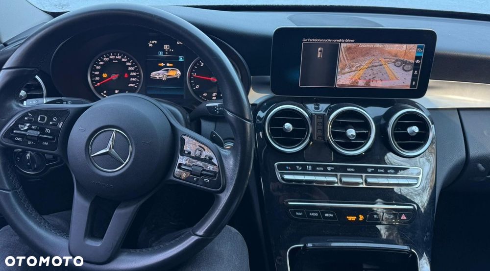 Mercedes-Benz Klasa C 180 d 9G-TRONIC - 17
