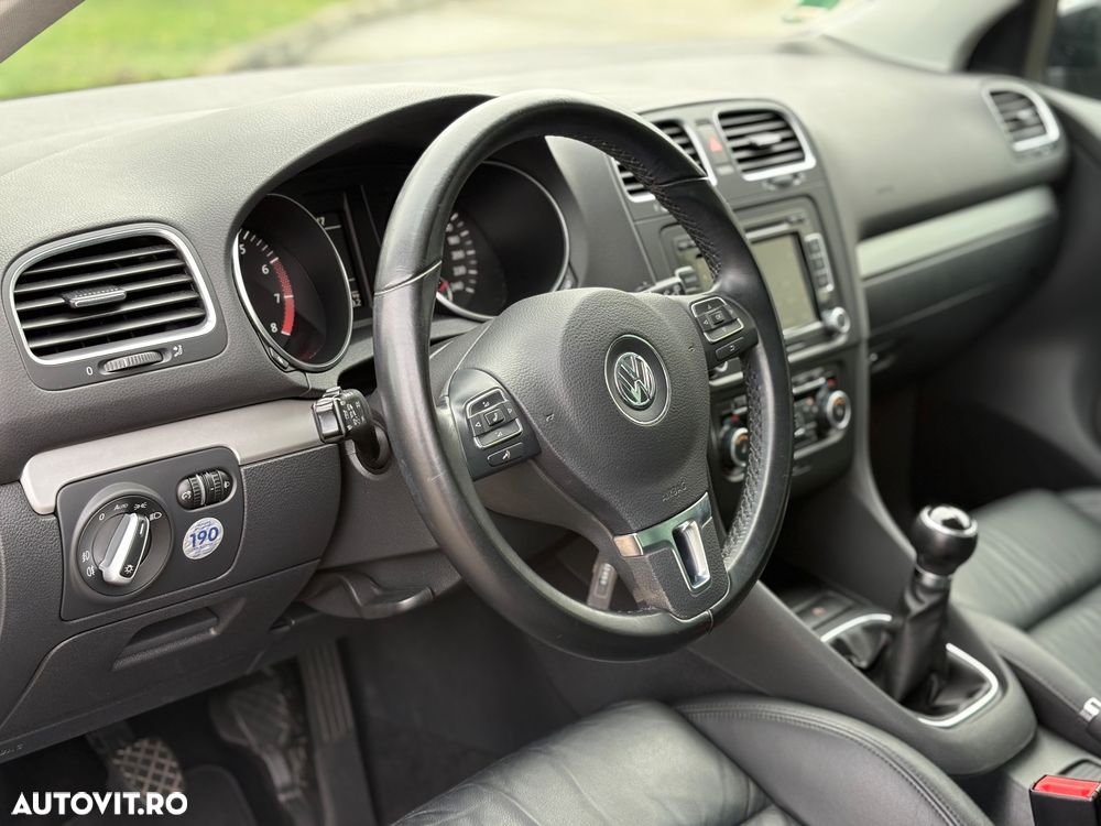 Volkswagen Golf 1.4 TSI Highline - 27