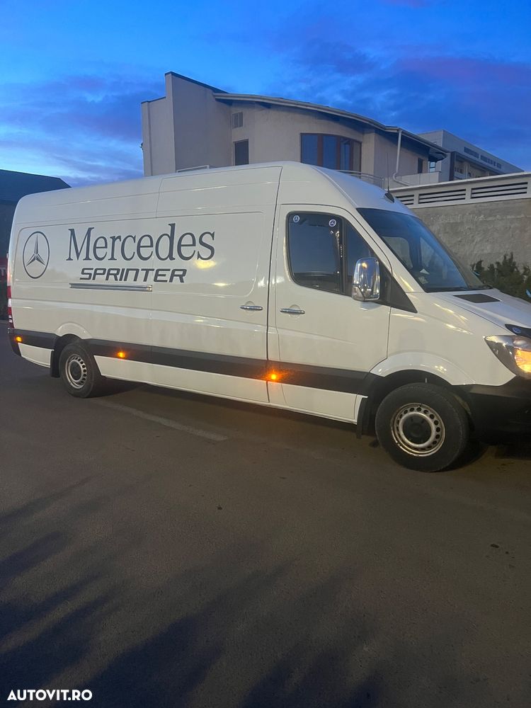 Mercedes-Benz Sprinter - 1
