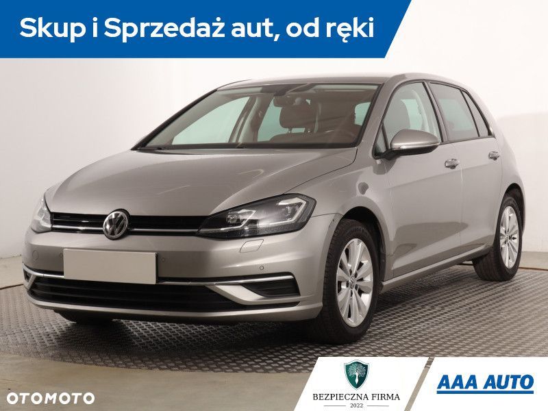 Volkswagen Golf - 3