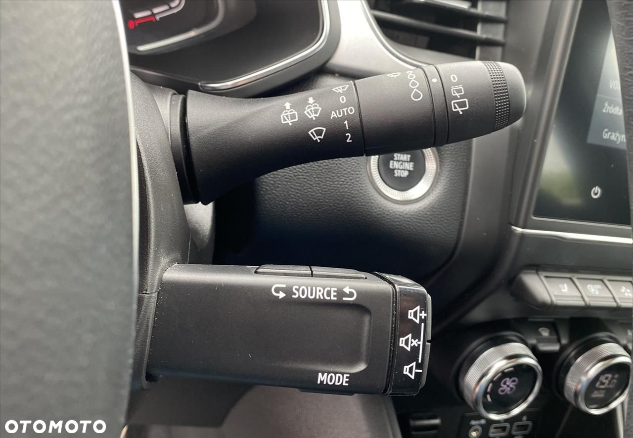 Renault Captur - 19