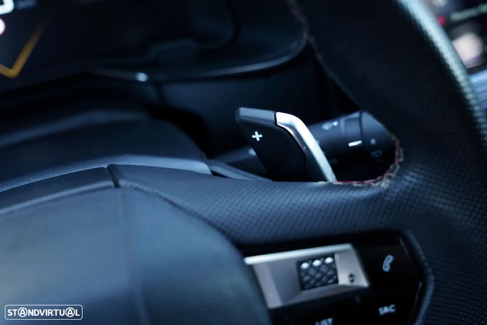 DS DS7 Crossback - 23