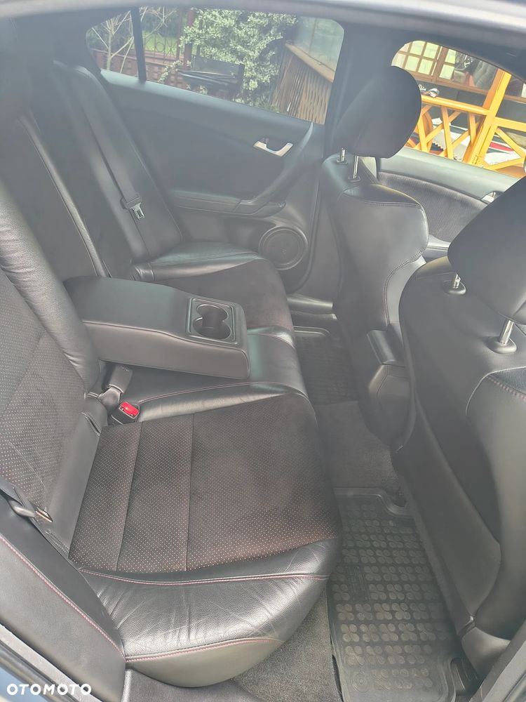 Honda Accord 2.4 Type S - 11
