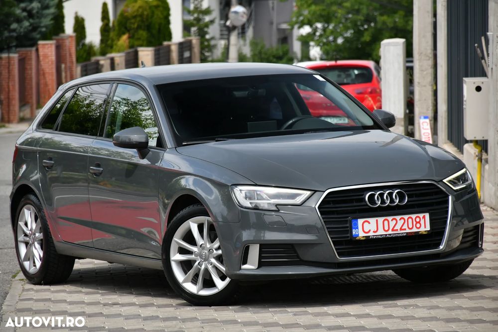 Audi A3 1.6 TDI S tronic Sport - 4