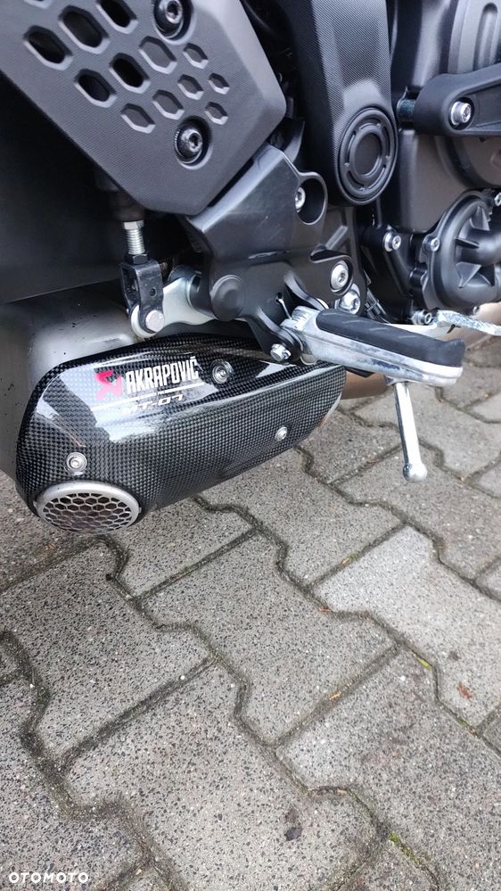 Yamaha MT - 16