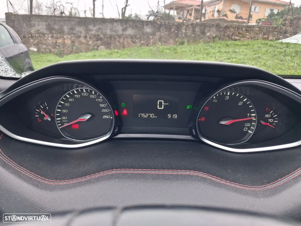 Peugeot 308 1.6 BlueHDi GT Line - 21